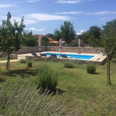 Guest house Nar Galovac (Zadar)